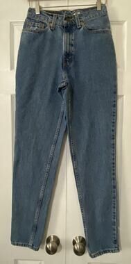 Ladies Vintage Levi’s 512 Slim Fit Tapered Leg Jeans Size 7 Medium USA 25/30 90s